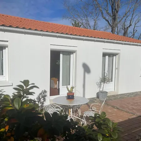 Holiday home Charmante Maison La Roche-sur-Yon